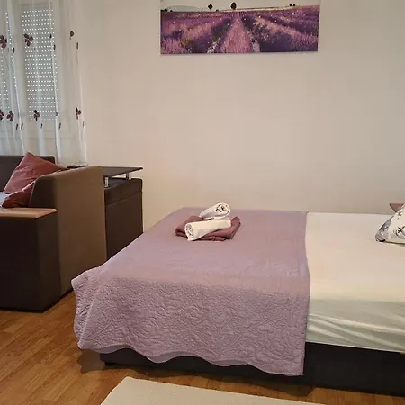 Cheapest Miramare With Full Panoramic Sea View Between To Sandy And Pebble S تْسْغيكفانِتْسا